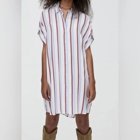 Bull and Bear Red White & Blue Tunic Button Down - Picture 1 of 10